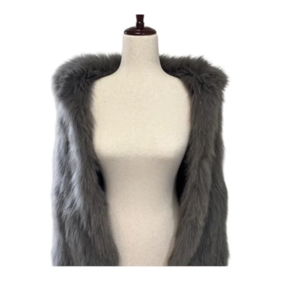 Theory Hanalee Genuine Fox Fur Vest - Picture 5 of 9